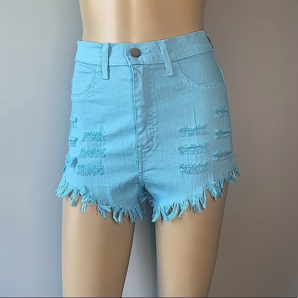 NEW WITH TAGS FASHIONNOVA BLUE FRILL HIGH RISE RIPPED JEAN SHORTS SIZE MEDIUM - Picture 4 of 6